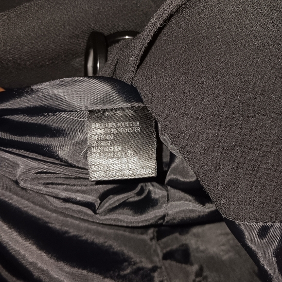 Tahari women's blazer size 18 black - Picture 5 of 8